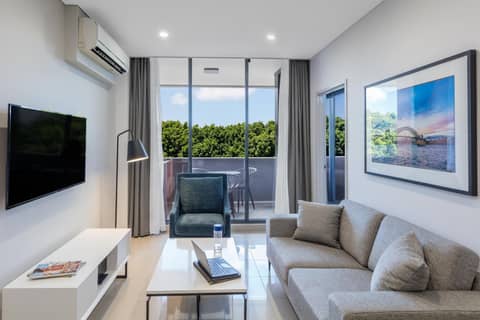 Meriton Suites Waterloo — photo 2