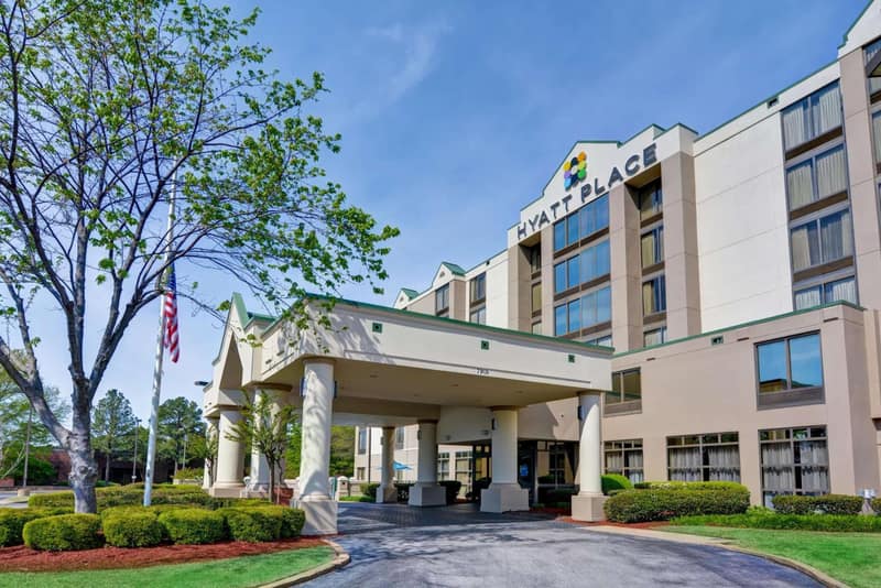 Hyatt Place Memphis Wolfchase — building