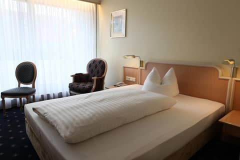 Hotel Ambiente Garni — hotel room