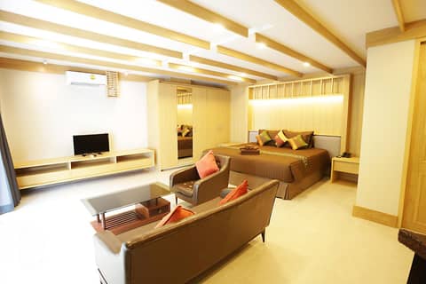 Hua Hin White Sand — hotel room