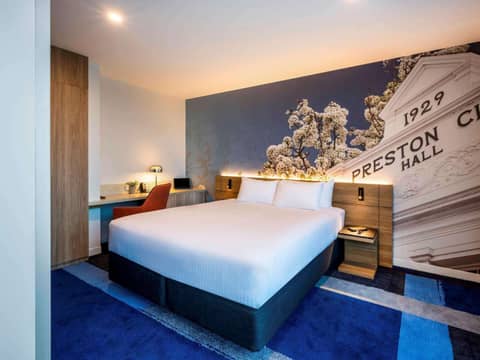 Novotel Melbourne Preston — hotel room