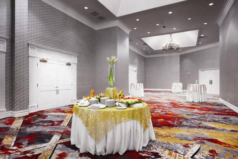 DoubleTree by Hilton Dallas Near the Galleria — photo 3