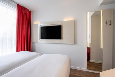 B&B HOTEL Brussels Centre Gare du Midi — photo 2
