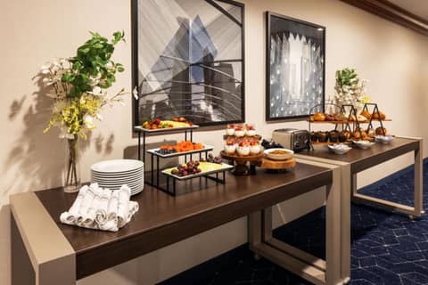 Courtyard by Marriott Chicago Downtown/River North — photo 3