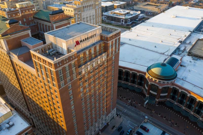 Marriott St. Louis Grand — building