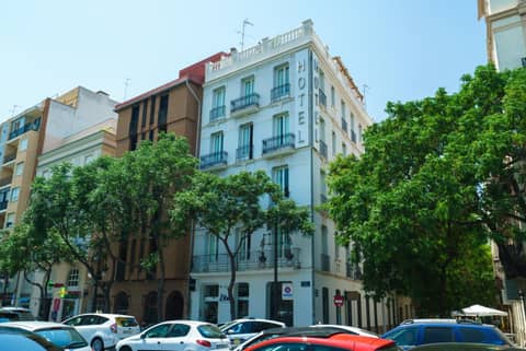 Blanq Carmen Hotel — photo 4