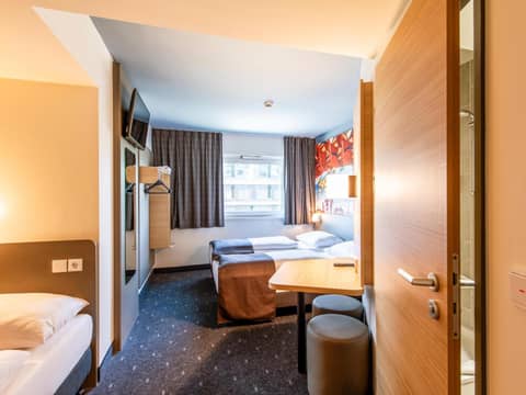 B&B Hotel München City-West — photo 2