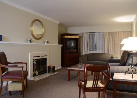 Rosellen Suites at Stanley Park — photo 2