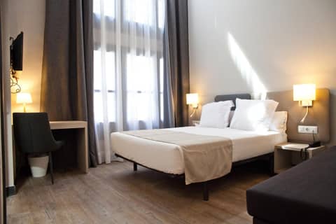 May Ramblas Hotel — photo 6