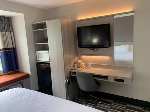 Microtel Inn by Wyndham Charlotte Airport — photo 5