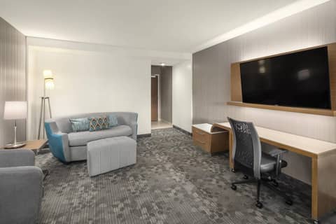 Courtyard by Marriott Seattle Northgate — photo 4