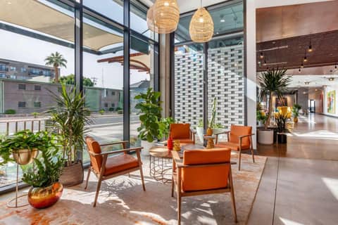 Cambria Downtown Phoenix Convention & Airport Hotel — photo 2