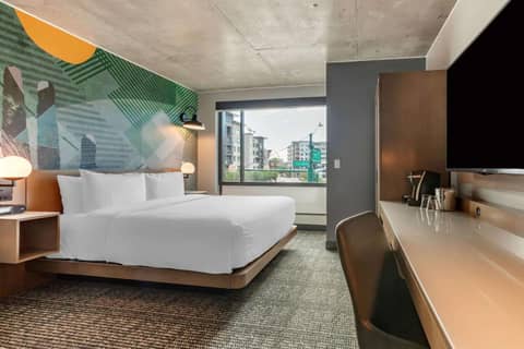 Cambria Downtown Phoenix Convention & Airport Hotel — photo 9