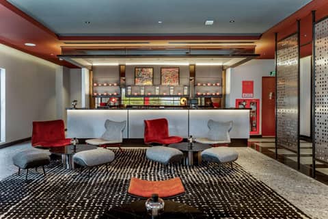 Radisson RED Danang — photo 8