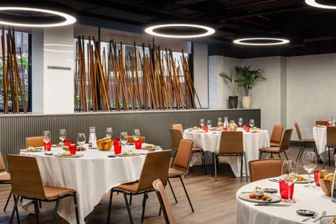 Radisson RED Madrid — photo 5