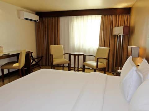 Mandarin Plaza Hotel — photo 5