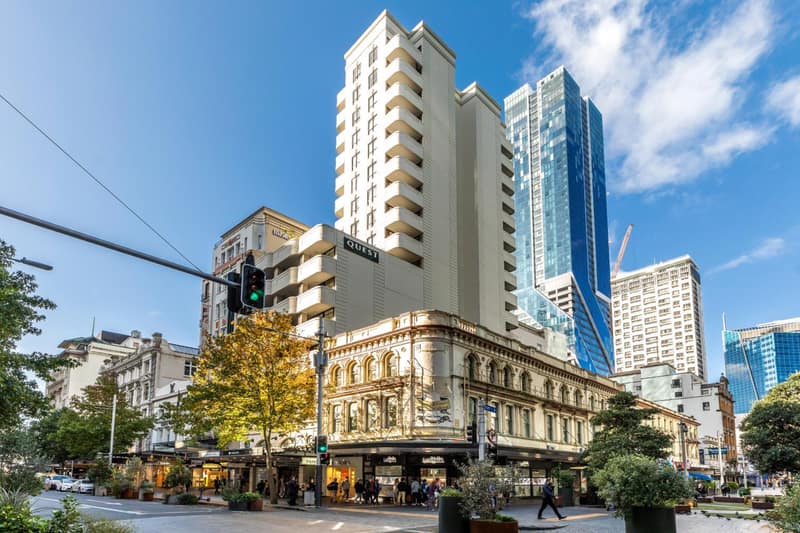 Quest on Queen Serviced Apartments — building