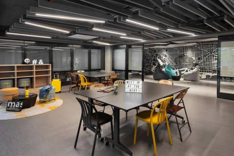 Moxy Barcelona — activities & amenities