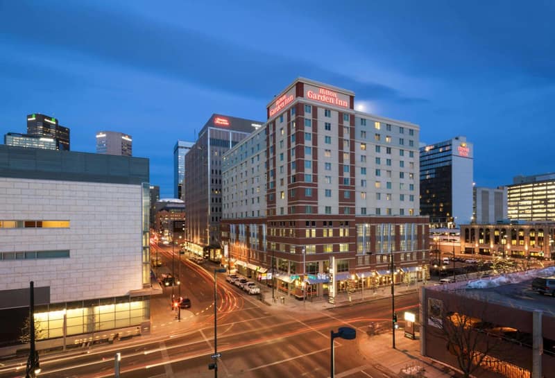Hilton Garden Inn Denver Downtown — building