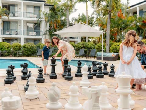 Mercure Gold Coast Resort — activities & amenities