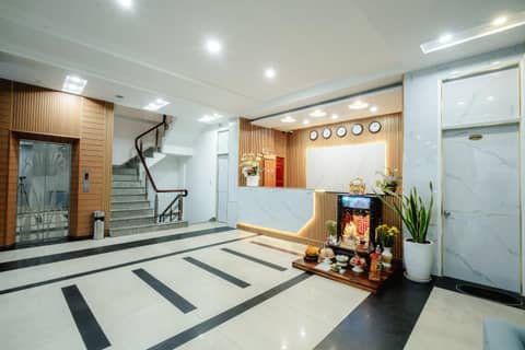 King Hotel — recepcion & lobby