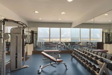 Ramada Abu Dhabi Corniche — activities & amenities