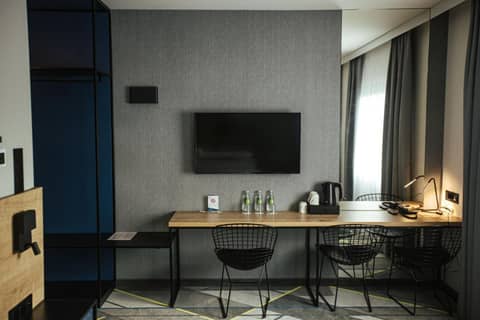 Air Hotel — photo 9