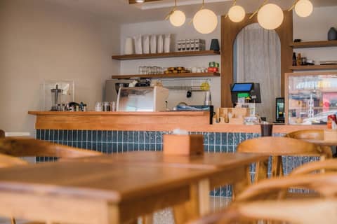 Tiya House Rooms & Cafe — photo 3