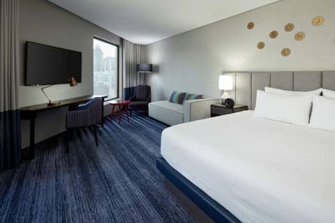 DoubleTree By Hilton Montreal — photo 4