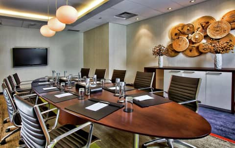 DoubleTree By Hilton Montreal — photo 7