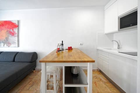 Vista Bonita - Gay and Lesbian Only Resort — kitchen