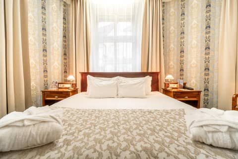 Hotel Rott — bedroom