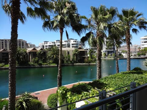 Mountain Marina Luxury Apartments — photo 7