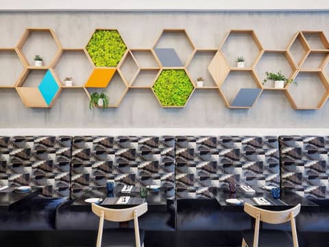 ibis Deira Creekside Dubai — dining