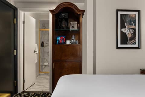 Inn at the Opera — photo 8
