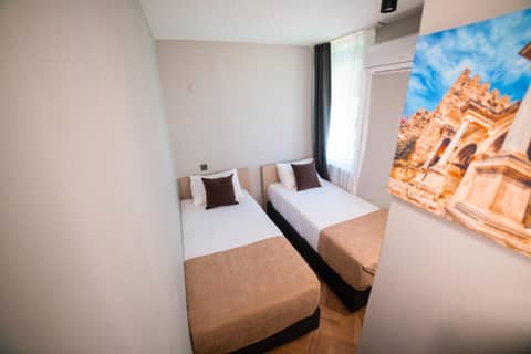 Moon Suites — photo 3