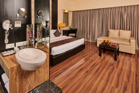 Goldfinch Hotel Mumbai — photo 7