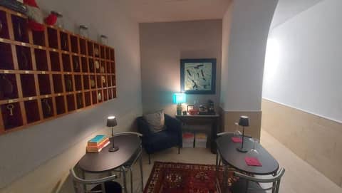 H22 Hotel — lounge