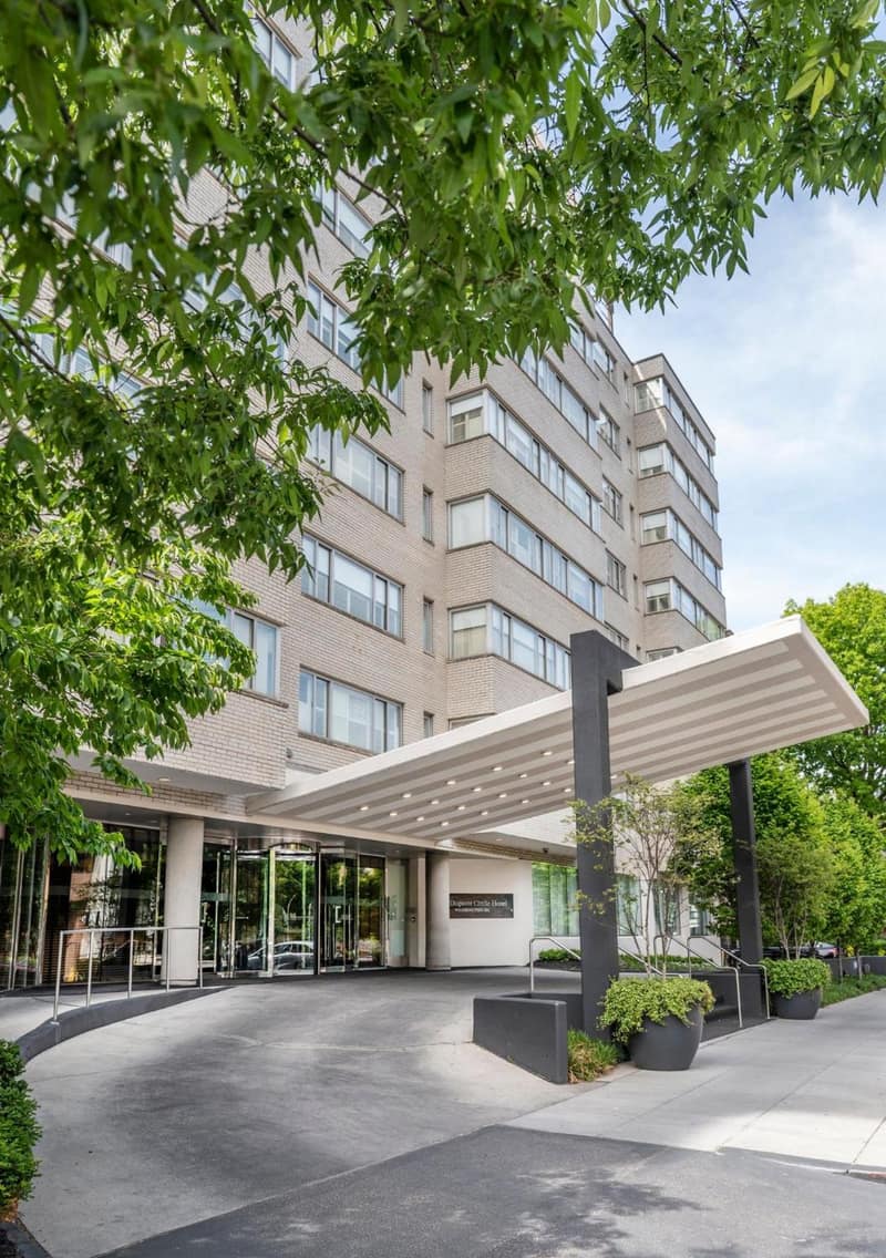 The Dupont Circle Hotel — building