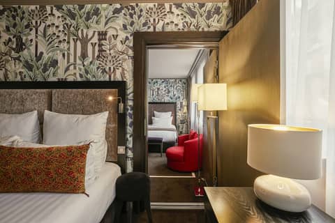 The One Alma Paris — hotel room