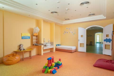 Cleopatra Luxury Resort Makadi Bay — activities & amenities