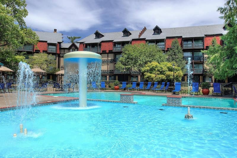 Sheraton Westport Chalet Hotel St. Louis — photo 1