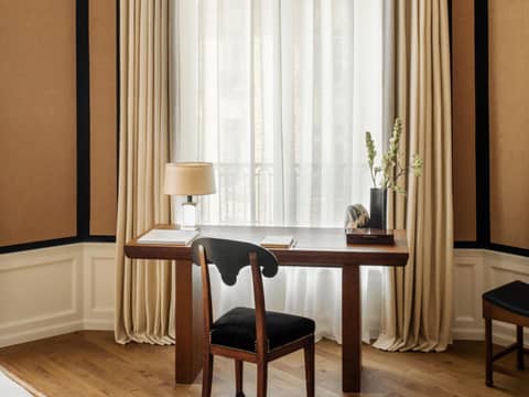 Hôtel Balzac Paris & Spa Ikoï — hotel room