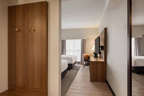 Holiday Inn & Suites Vancouver Downtown by IHG — photo 9