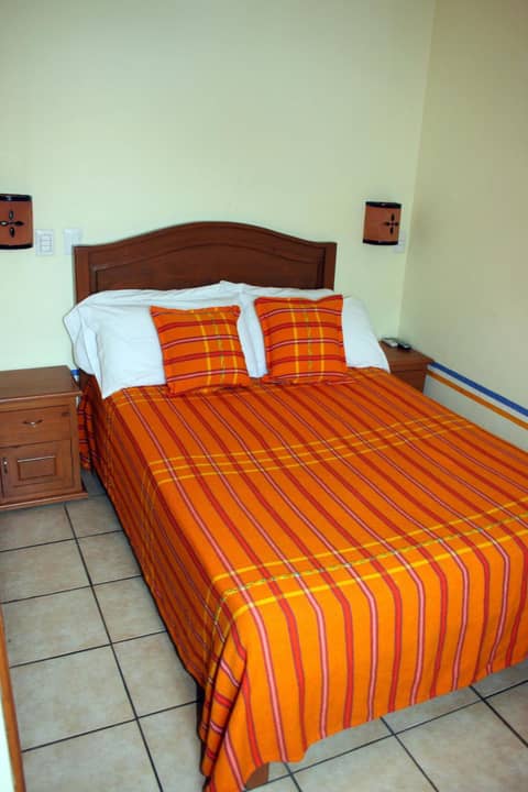 Casa Vilasanta — hotel room