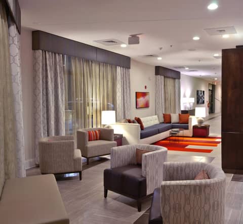 Holiday Inn Charlotte - Airport Conf Ctr by IHG — photo 2