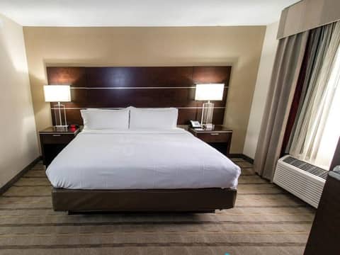 Holiday Inn Charlotte - Airport Conf Ctr by IHG — photo 7