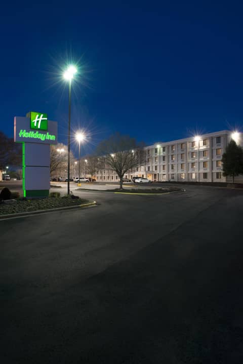 Holiday Inn Charlotte - Airport Conf Ctr by IHG — photo 8