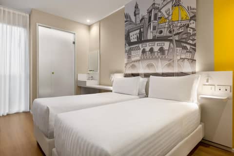 2 Twin Beds, Standard, Non-Smoking — the supplier's photographs — photo 1