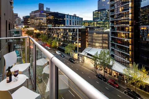 Quest Docklands — photo 9